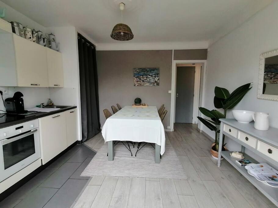 Maison Familiale Proche De La Mer 랜시우 외부 사진